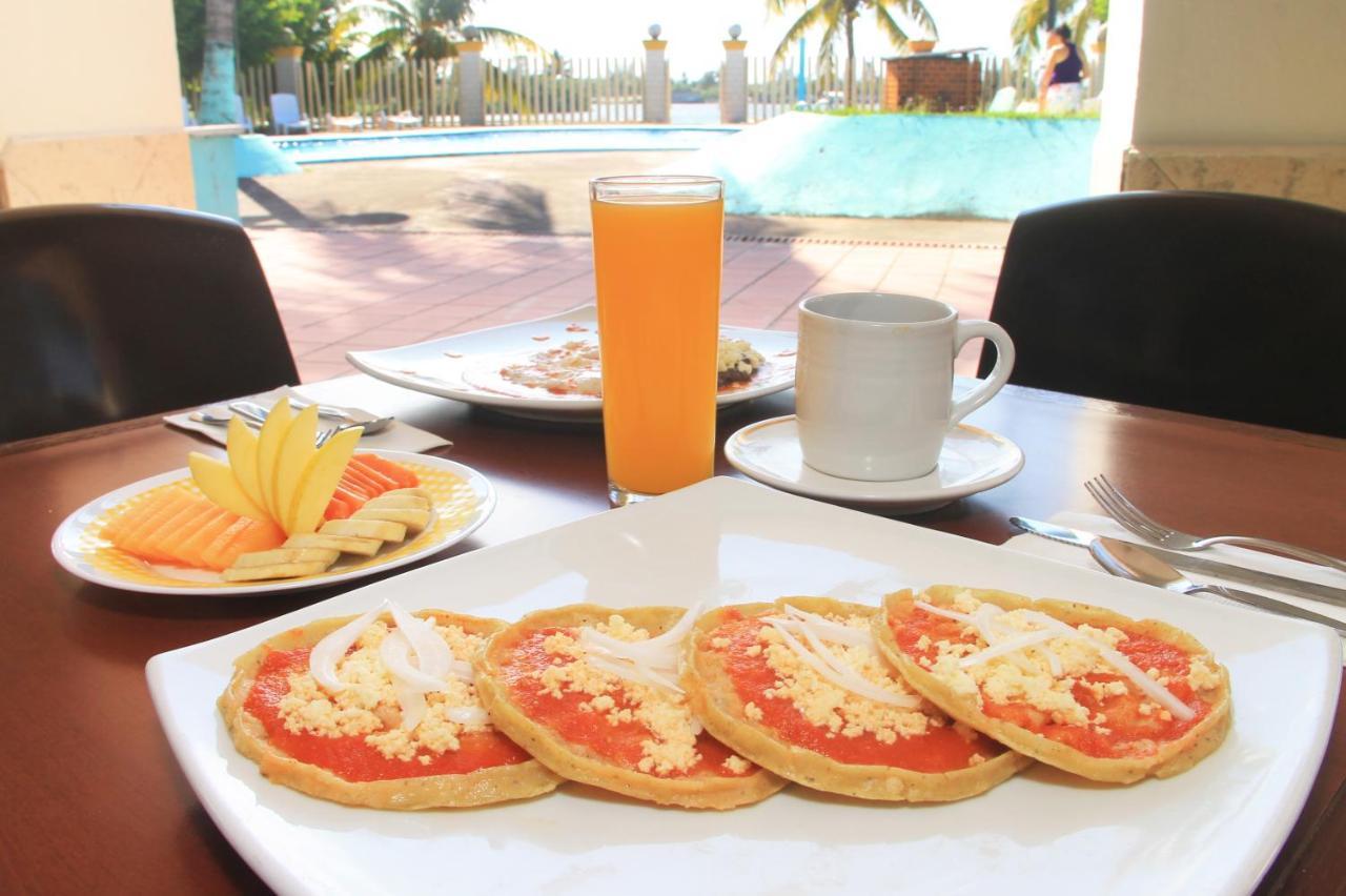Hotel Gran Palmeiras Playa Chachalacas المظهر الخارجي الصورة
