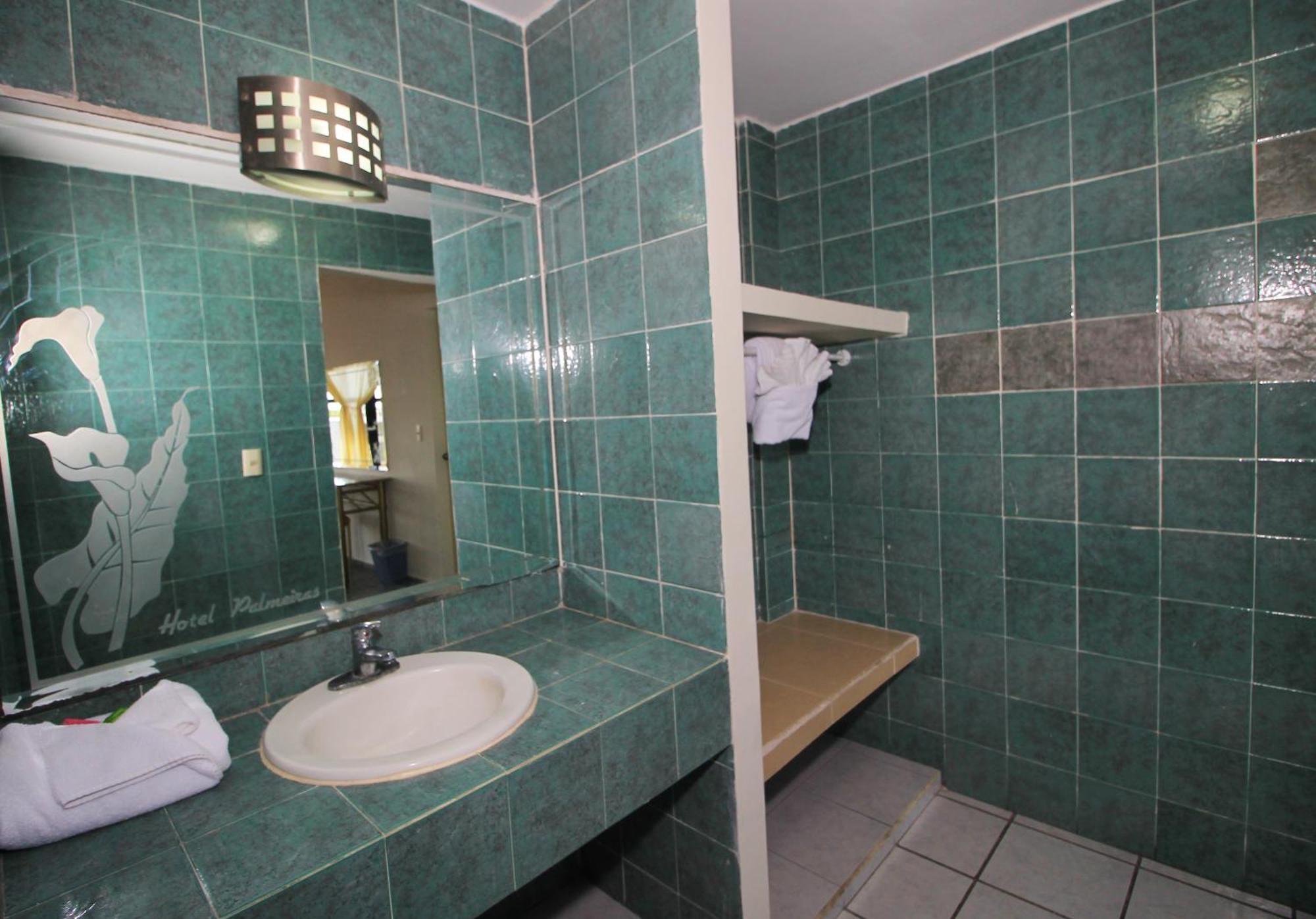 Hotel Gran Palmeiras Playa Chachalacas الغرفة الصورة